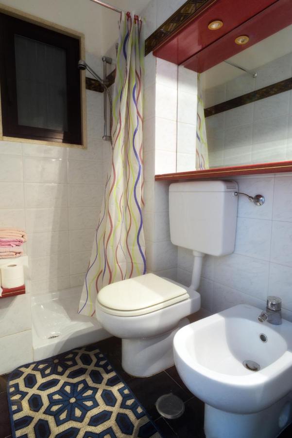 Apartament Oasi In Centro Bari Zewnętrze zdjęcie